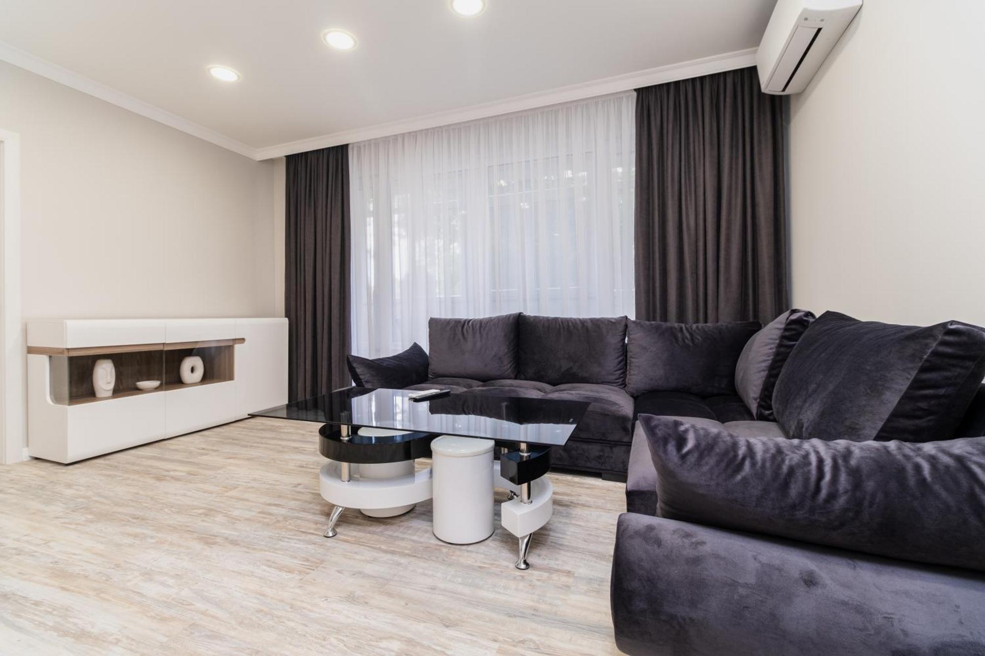 Gorgeous 2-Bedroom Apartment Plovdiv Exterior foto