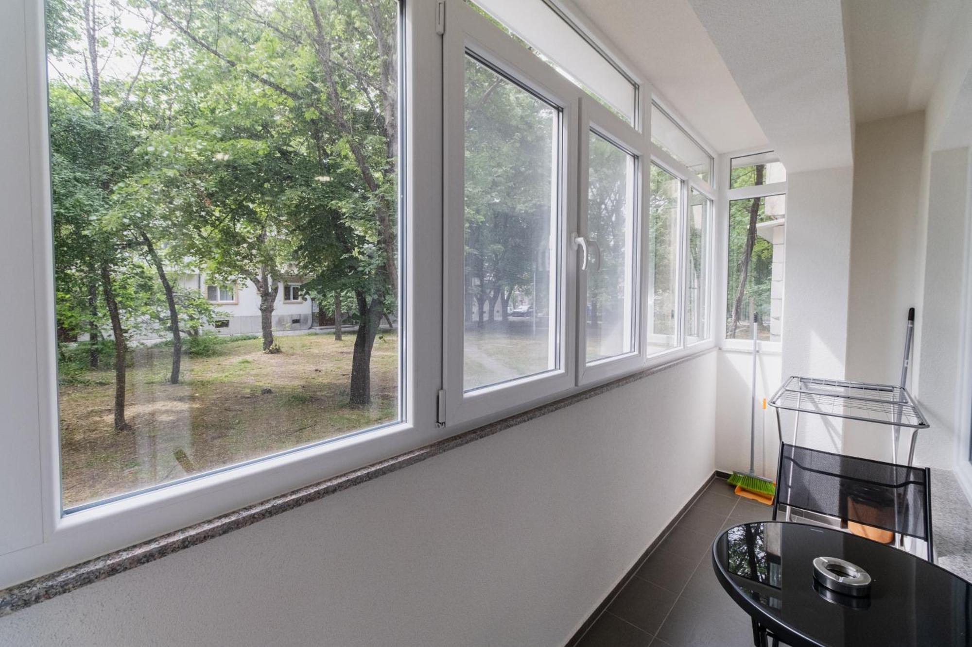 Gorgeous 2-Bedroom Apartment Plovdiv Exterior foto